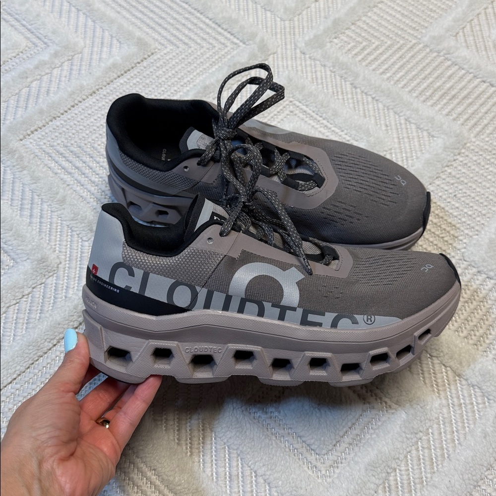 ON - CLOUD MONSTER - image 4